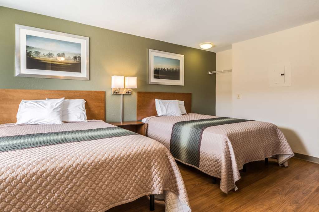 Hometowne Studios By Red Roof Salem, Or Habitación foto